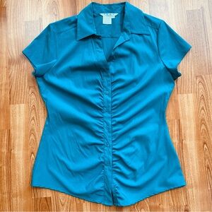 4/$15 Como stretch blue blouse